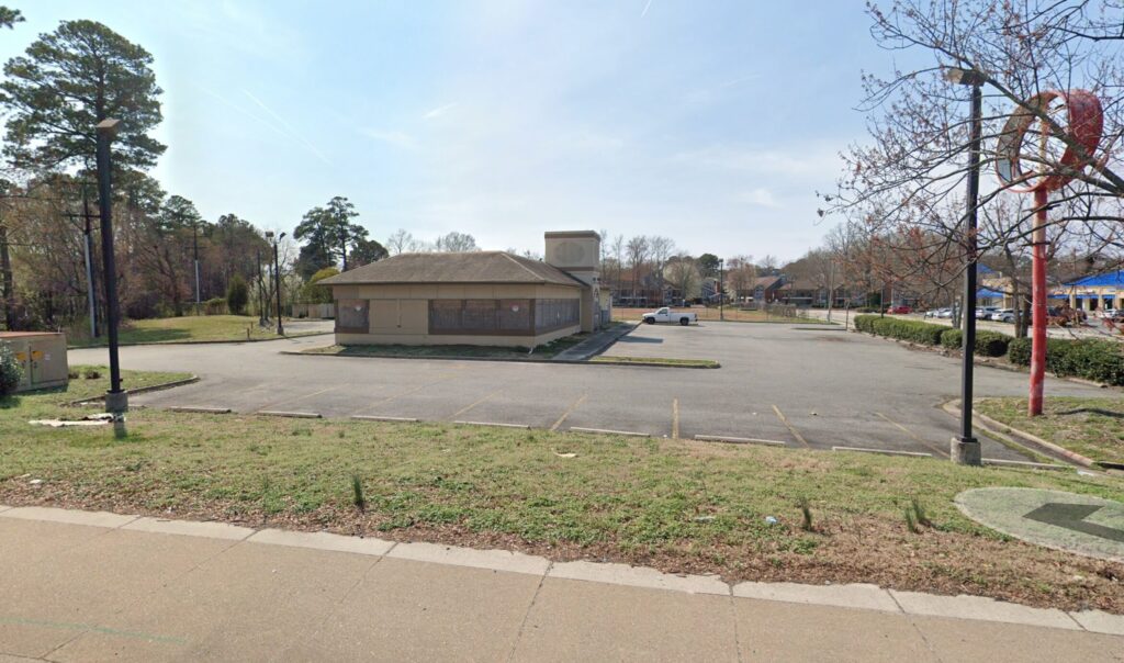 11739 Jefferson Ave. Newport News VA Street1