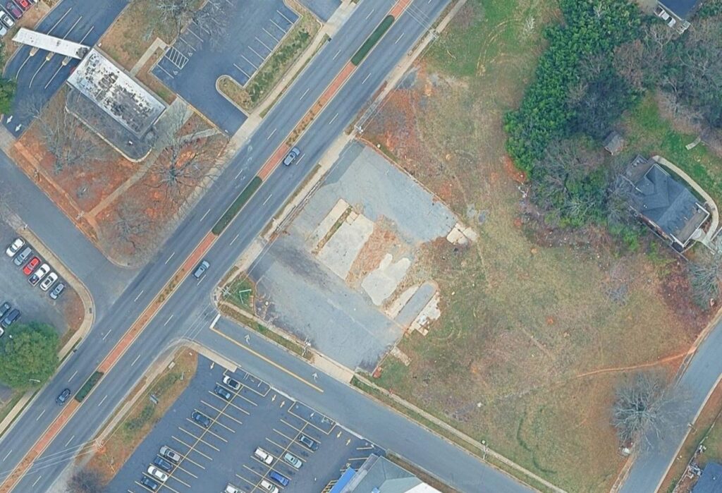 3400 The Plaza Charlotte NC Aerial1